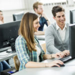 Students in the classroom - Quelle: Fotolia